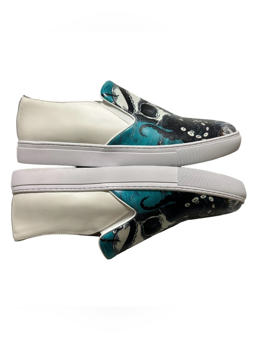 Robert Graham NWOB Ocean & Skull Leather Slip On Sneakers Sz.9 Casual Preppy - Picture 3 of 11